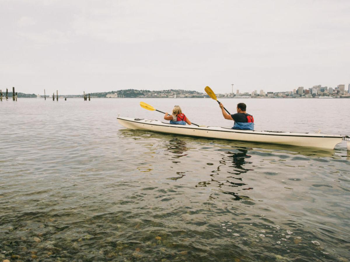 Tandem kayak on Elliot bay