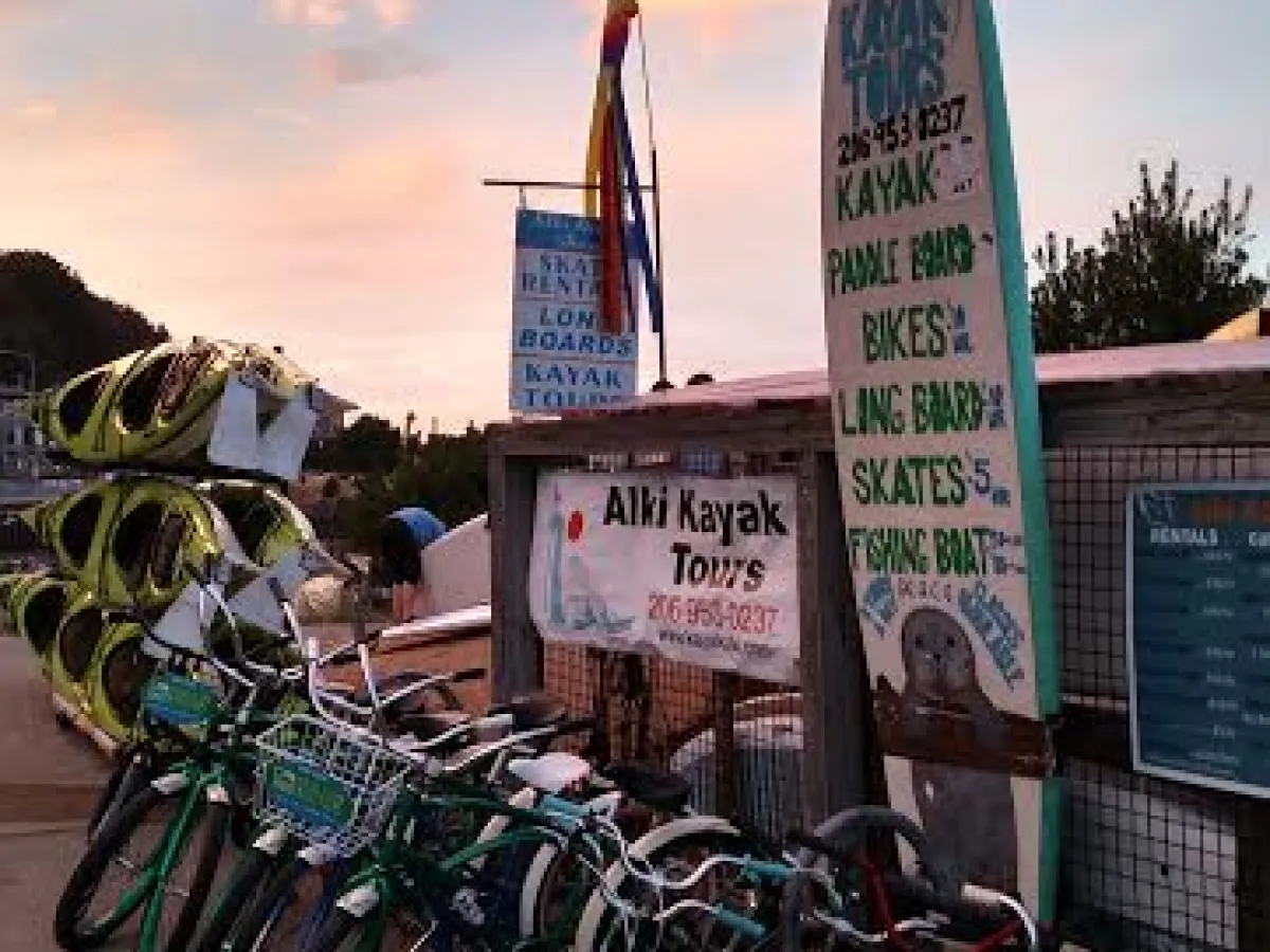 Alki Kayak rental shack